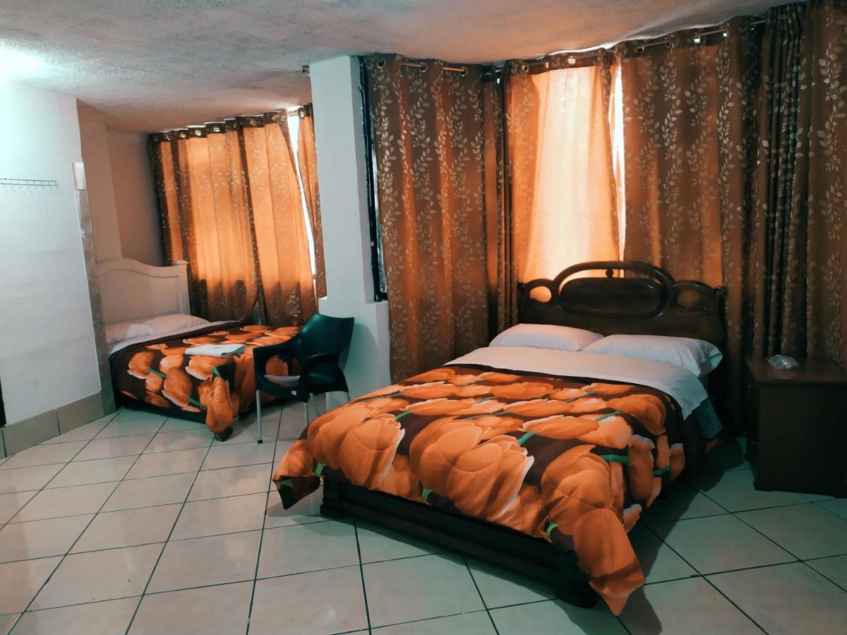 Hostal Ajavi Del Sur Quito Eksteriør bilde