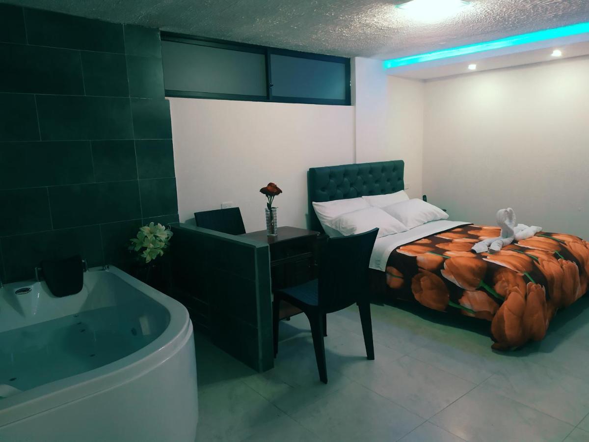 Hostal Ajavi Del Sur Quito Eksteriør bilde